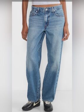 BNWT LEVIS’s BaggyDad Jeans